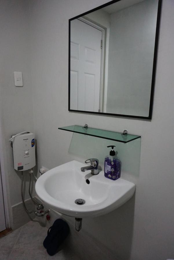Cozy Condo Unit 5Mins From Mactan Cebu Int'L Airport With Netflix Lapu-Lapu City Eksteriør bilde